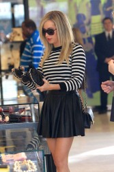 Ashley Tisdale アシュレイ・ティスデイル