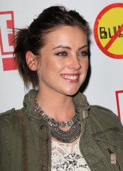 Jessica Stroup ジェシカ・ストロープ