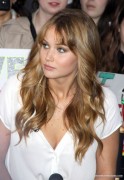 Jennifer Lawrence ジェニファー・ローレンス
