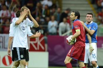 ЕВРО 2012 (фото) - Страница 4 Aed0bc199160080