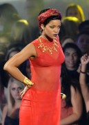 Рианна (Rihanna) performs Cockiness during the 2012 MTV Video Music Awards in L.A. 7.9.2012 (33xHQ) 00619b209777218